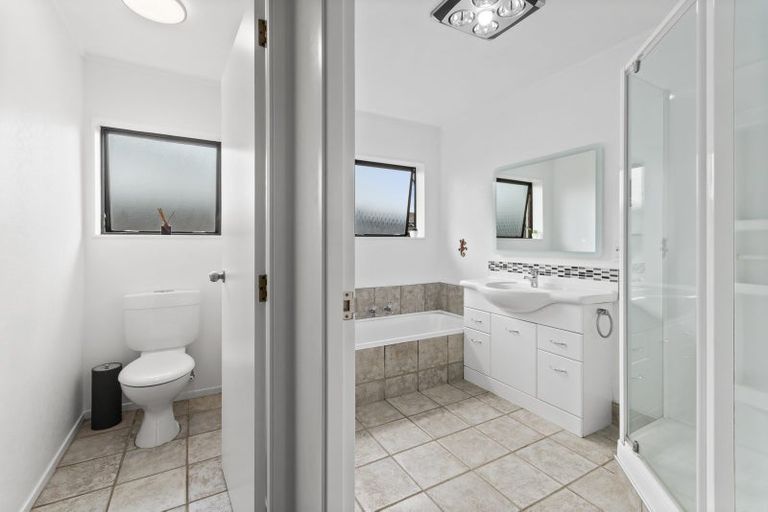 Photo of property in 13c Nelson Street, Papakura, 2110