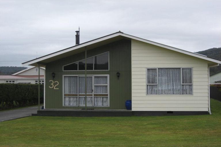 Photo of property in 32 Macdougall Avenue, Dunollie, Runanga, 7803