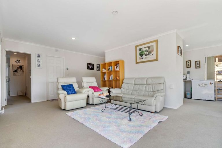Photo of property in 61 Tawavale Street, Pukehangi, Rotorua, 3015