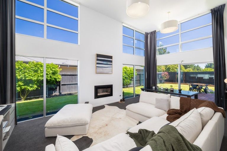 Photo of property in 12 Reka Street, Parklands, Christchurch, 8083