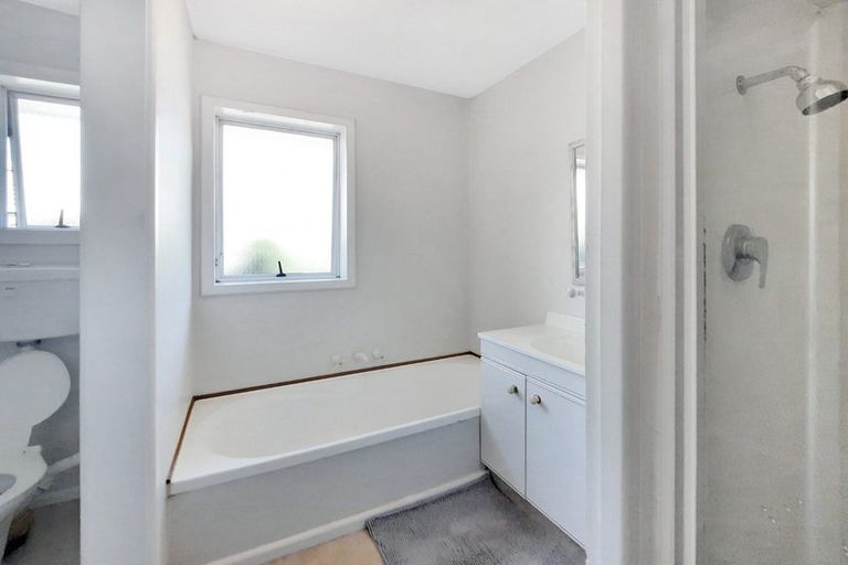 Photo of property in 1/40 Hounslow Street, Ilam, Christchurch, 8041