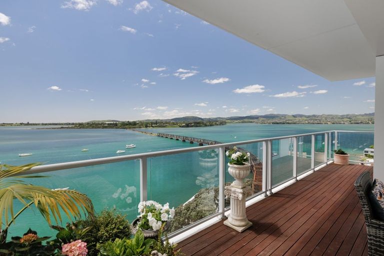 Photo of property in 12/72f Devonport Road, Tauranga, 3110