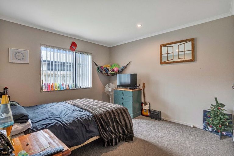 Photo of property in 2 Reremoana Close, Hawera, 4610