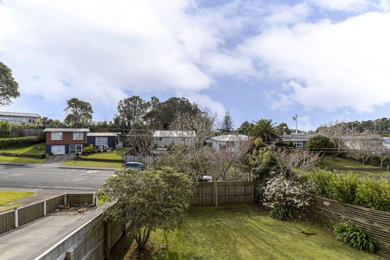 Photo of property in 61 Clawton Street, Westown, New Plymouth, 4310