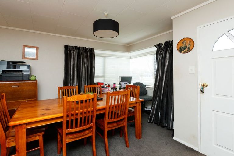 Photo of property in 112 Gillespies Line, Cloverlea, Palmerston North, 4412