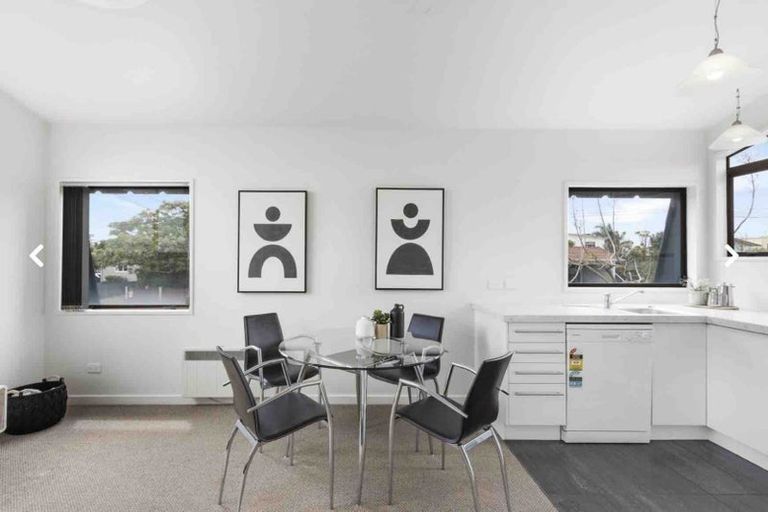 Photo of property in 138c Charles Street, Westshore, Napier, 4110