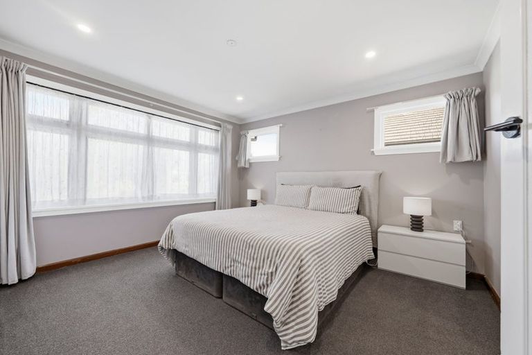 Photo of property in 317 Wainoni Road, Avondale, Christchurch, 8061