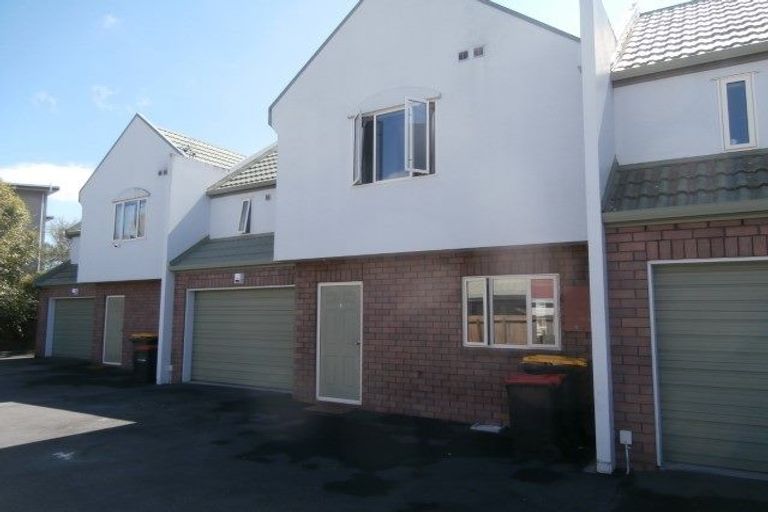 Photo of property in 4/25 Geraldine Street, Edgeware, Christchurch, 8013