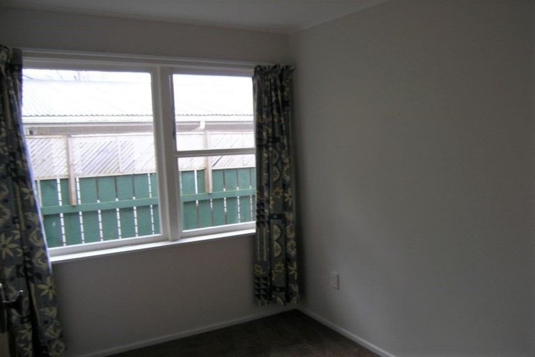 Photo of property in 182 George Street, Stokes Valley, Lower Hutt, 5019