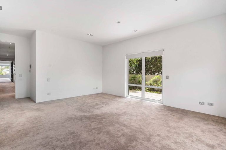 Photo of property in 12a Victoria Avenue, Dannevirke, 4930
