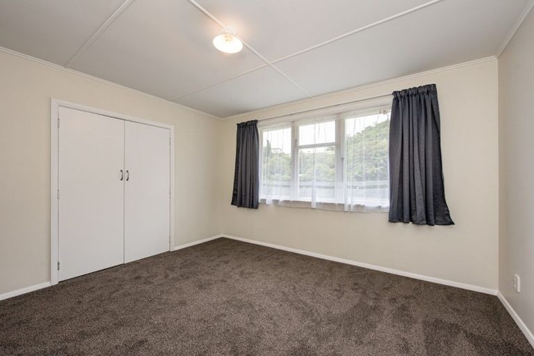 Photo of property in 80 Dowse Drive, Maungaraki, Lower Hutt, 5010