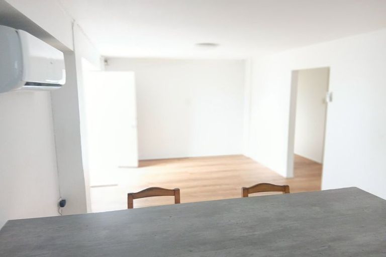 Photo of property in 132 Finlayson Avenue, Clendon Park, Auckland, 2103