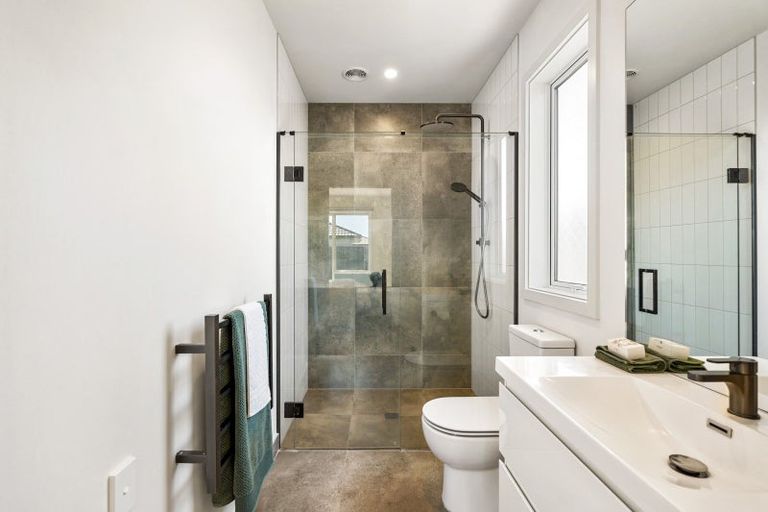 Photo of property in 12 Hikawera Drive, Frimley, Hastings, 4120