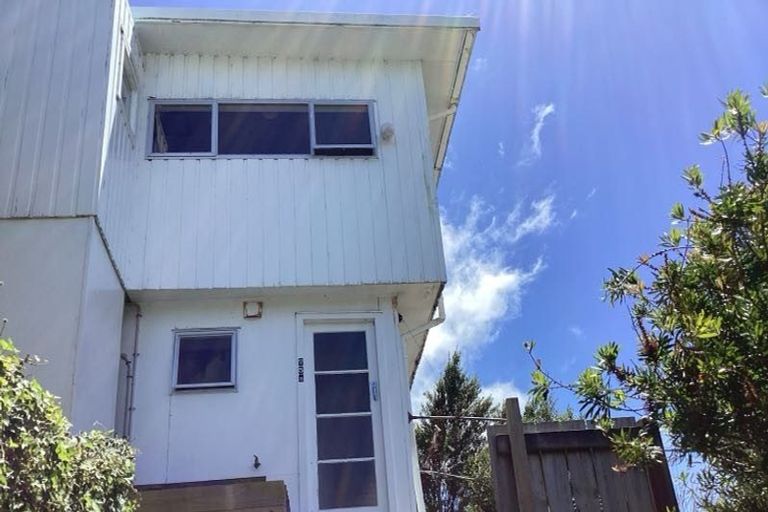 Photo of property in 75b Airlie Road, Plimmerton, Porirua, 5026