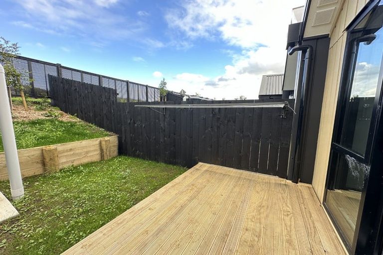 Photo of property in 10 Waikaha Street, Pokeno, 2472