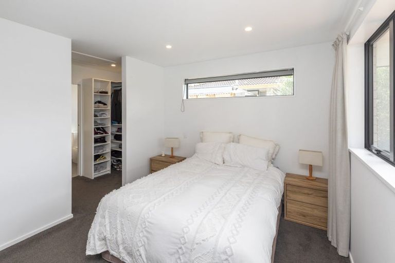 Photo of property in 17 Chipping Lane, Redwood, Christchurch, 8051