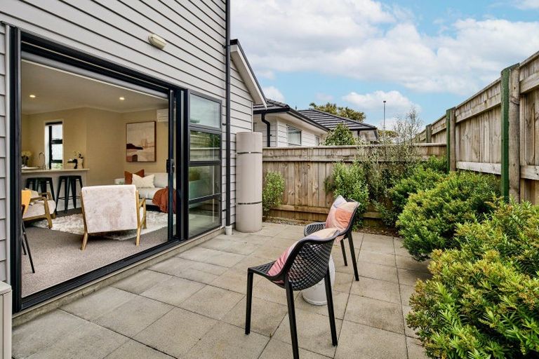 Photo of property in 18b Royal Street, Upper Hutt Central, Upper Hutt, 5018