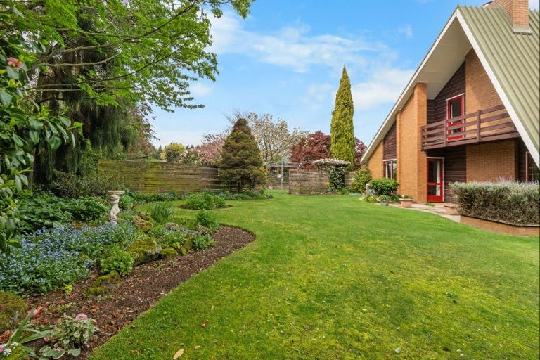 Photo of property in 14 Oakden Drive, Darfield, 7510