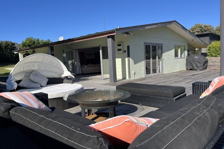 Photo of property in 10 Twilight Bay, Omaha, 0986