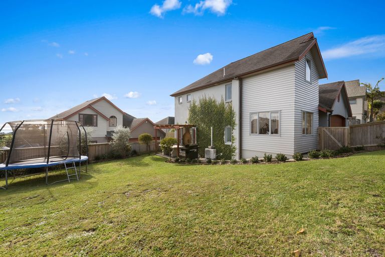 Photo of property in 204 Alec Craig Way, Gulf Harbour, Whangaparaoa, 0930