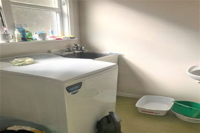 Photo of property in 142 Aro Street, Aro Valley, Wellington, 6021