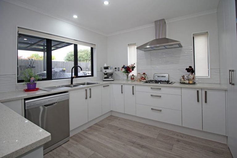 Photo of property in 38a Eddowes Street, Manurewa, Auckland, 2102