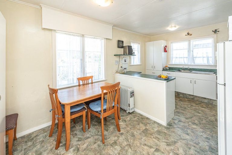 Photo of property in 19a Toi Street, Tawhero, Whanganui, 4501