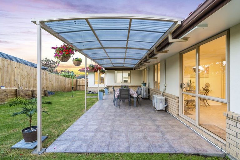 Photo of property in 38 Semillon Avenue, Henderson, Auckland, 0612