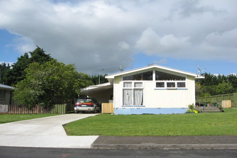 Photo of property in 135 Chichester Drive, Rosehill, Papakura, 2113