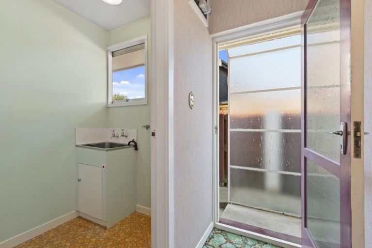 Photo of property in 76 Grimseys Road, Redwood, Christchurch, 8051