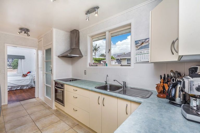 Photo of property in 29 Strid Road, Te Atatu South, Auckland, 0610