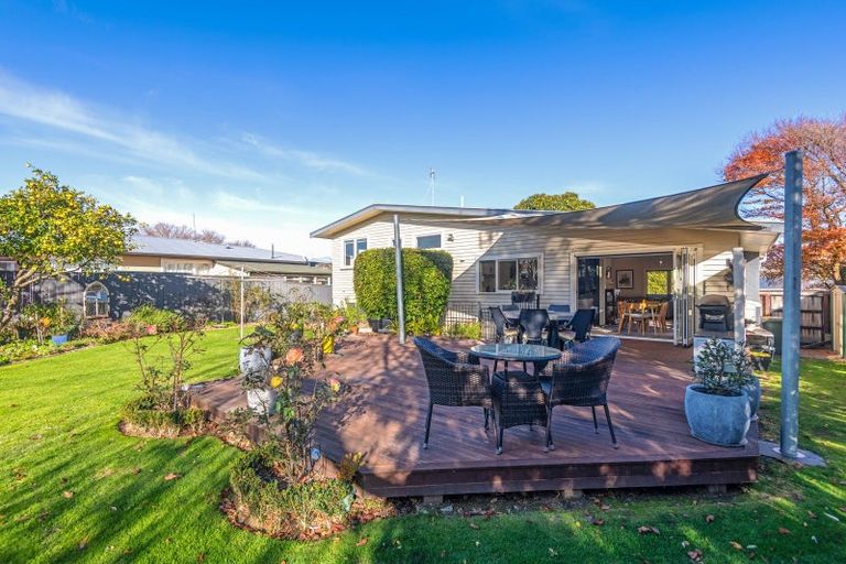 Photo of property in 34 Epsom Road, Hokowhitu, Palmerston North, 4410