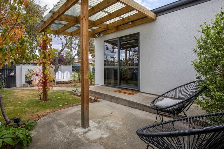 Photo of property in 22 Clutha Street, Alexandra, 9320