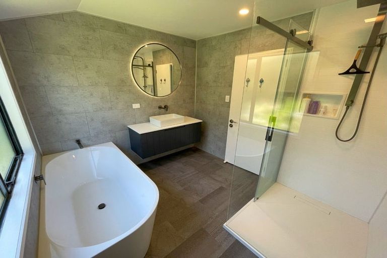 Photo of property in 2a Kaitake Place, Oakura, 4314