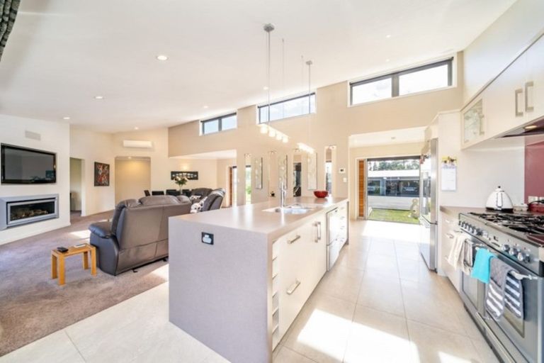 Photo of property in 11 Rural View Way, Maymorn, Upper Hutt, 5018