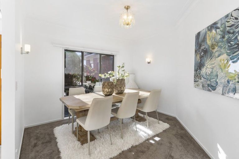 Photo of property in 23 Gillard Place, Eastern Beach, Auckland, 2012