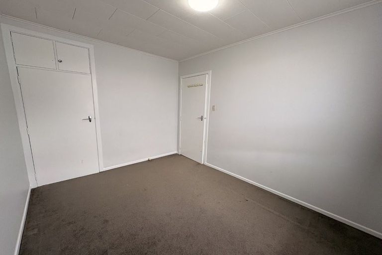 Photo of property in 28 Oregon Drive, Maoribank, Upper Hutt, 5018