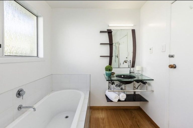 Photo of property in 36 Wakatu Avenue, Moncks Bay, Christchurch, 8081