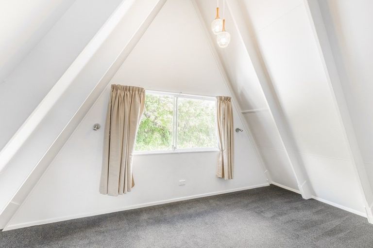 Photo of property in 82a Raumati Road, Raumati Beach, Paraparaumu, 5032