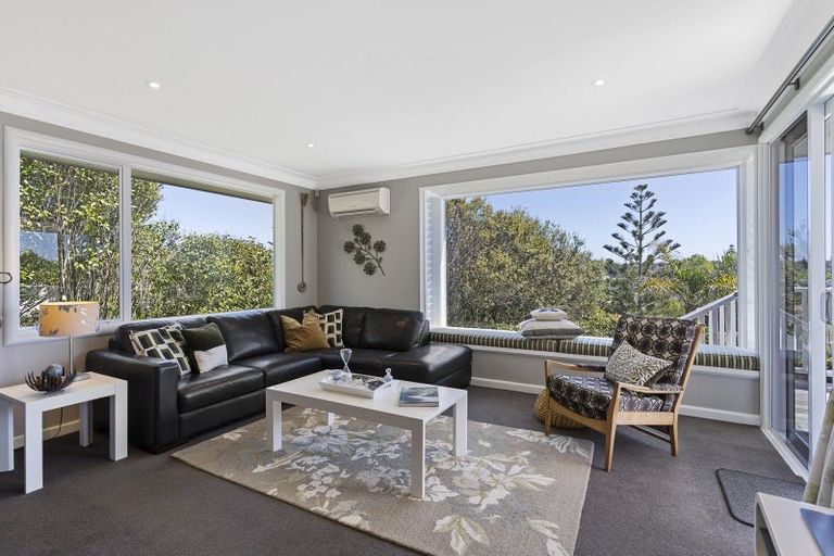 Photo of property in 13 Evelyn Road, Cockle Bay, Auckland, 2014