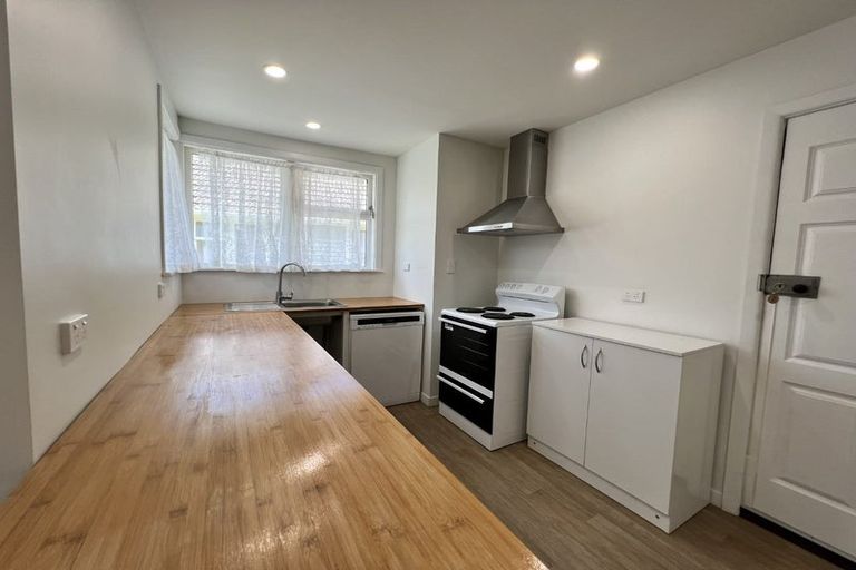 Photo of property in 126 Castor Crescent, Cannons Creek, Porirua, 5024