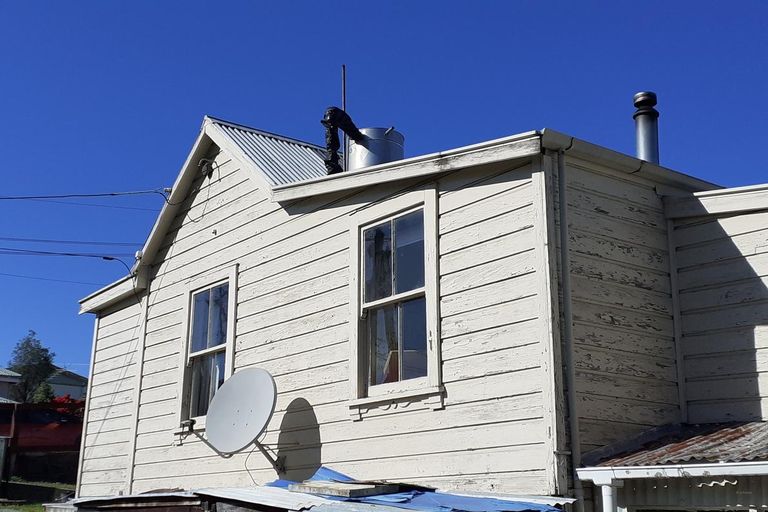 Photo of property in 6 Sutter Street, Seaview, Timaru, 7910