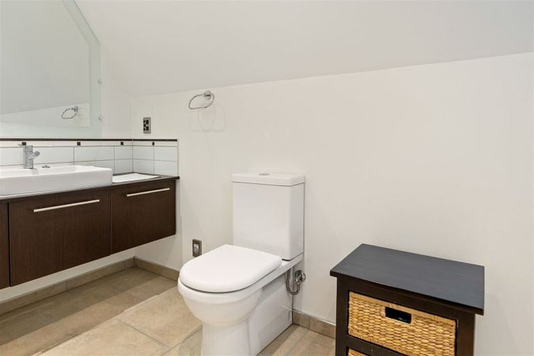 Photo of property in 32 Halswell Junction Road, Halswell, Christchurch, 8025