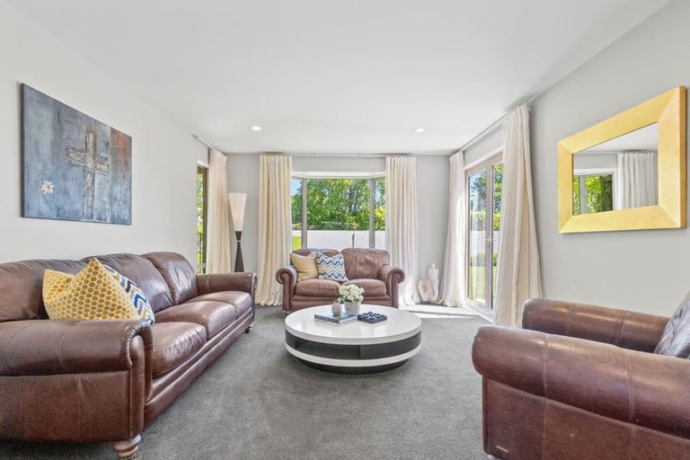 Photo of property in 1 Springvale Gardens, Harewood, Christchurch, 8051