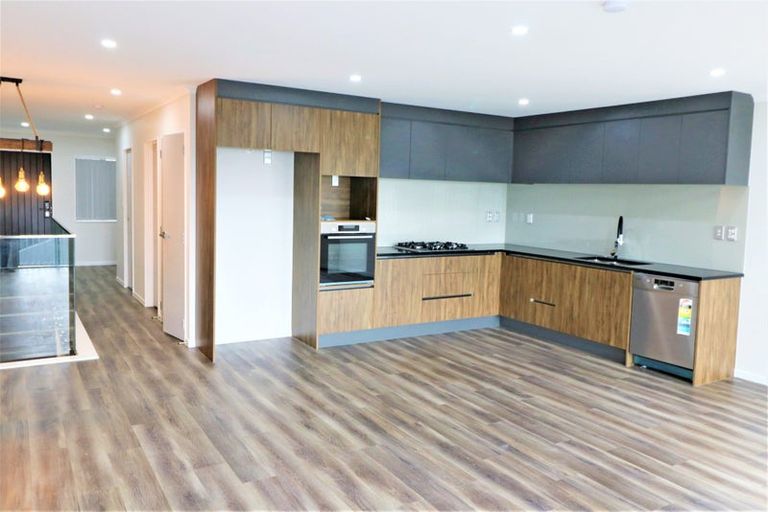 Photo of property in 57 Joseph Street, Flat Bush, Auckland, 2019