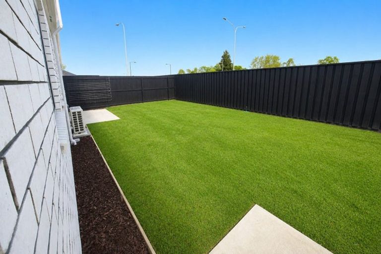 Photo of property in 29 Hanmer Crescent, Rangiora, 7400