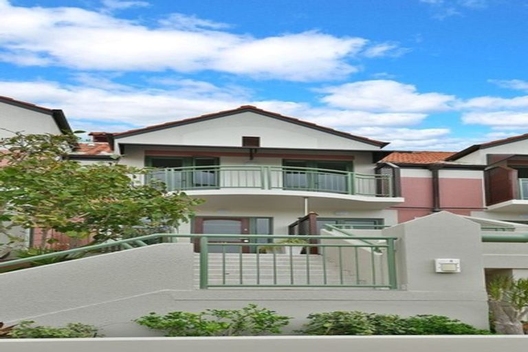 Photo of property in 134 Harbour Village Drive, Gulf Harbour, Whangaparaoa, 0930