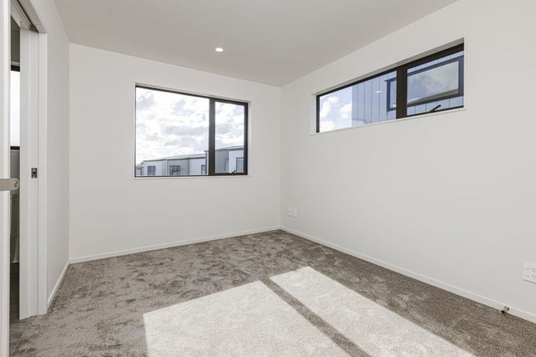 Photo of property in 57 Paetai Lane, Te Atatu Peninsula, 0610