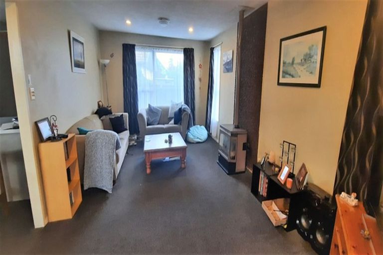 Photo of property in 15 Inverell Place, North New Brighton, Christchurch, 8083