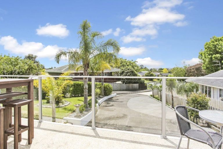 Photo of property in 13 Hanover Place, Pahurehure, Papakura, 2113